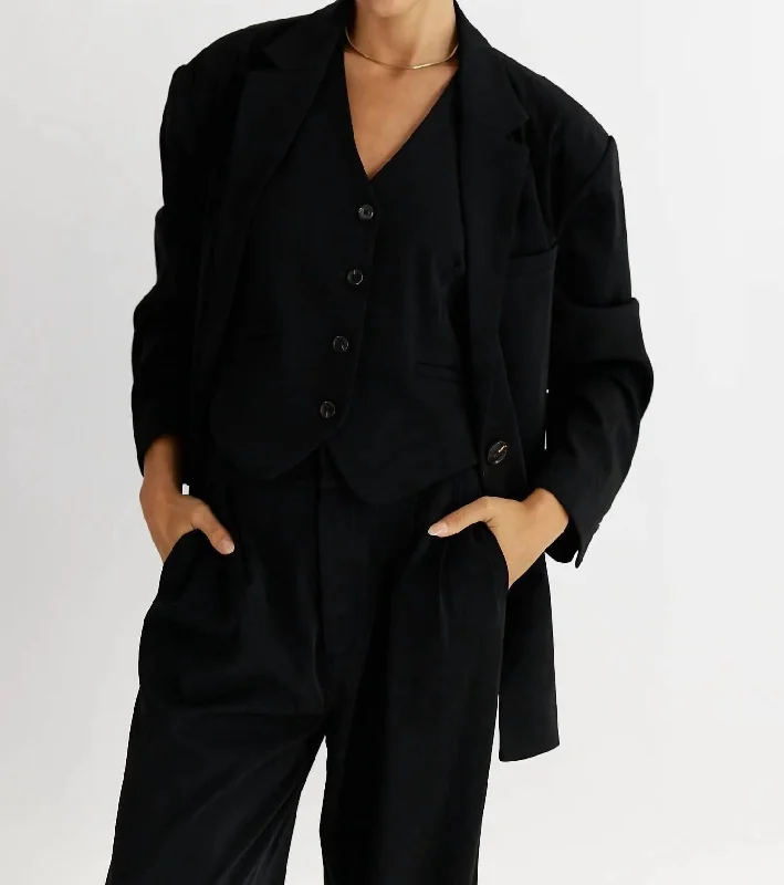 Leola Jacket In Black Stylish Women’s Blazer